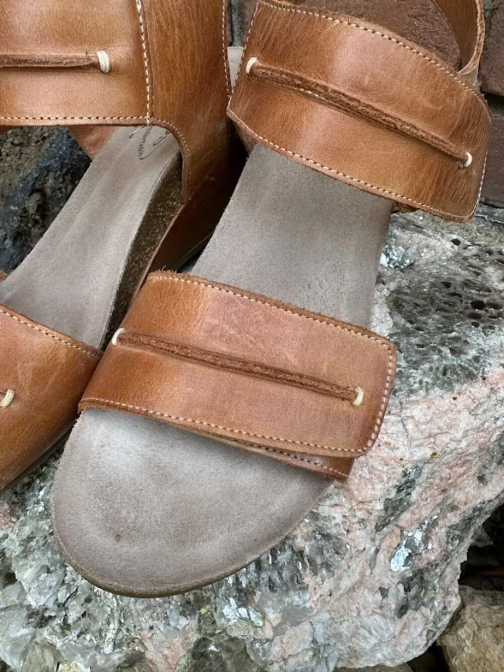 Taos Women's Reason Leather Wedge Sandals Natural Brown Size 40/Size 9 - Picture 2 of 13